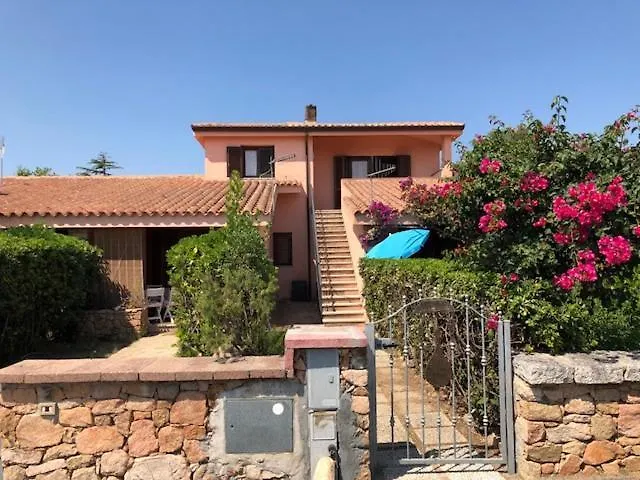 Appartamento Iris 300 Mt Spiaggia San Teodoro  0*, San Teodoro (Sardinia) Italy
